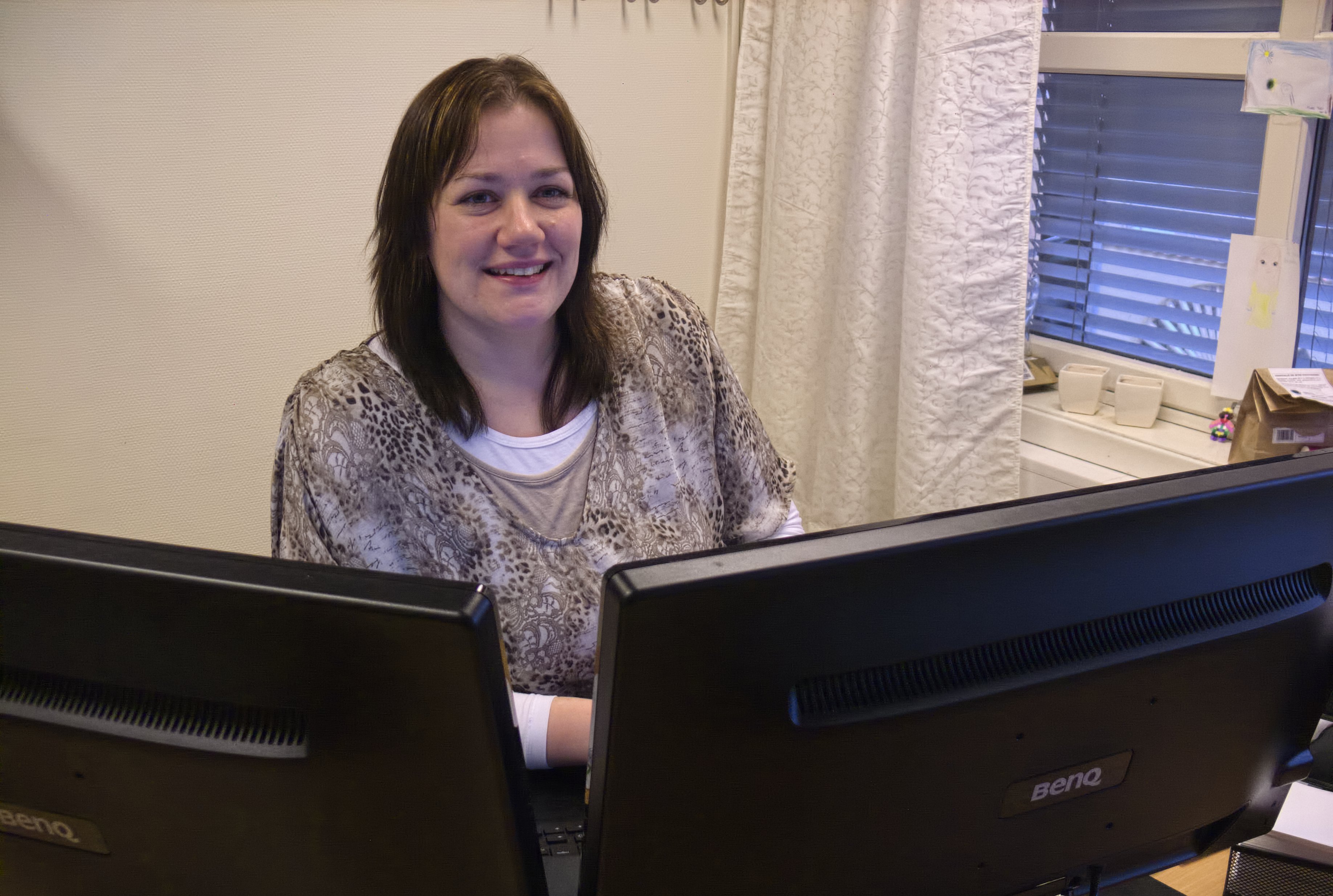 – I det å bestille ligger det ingen forpliktelse. Vi sjekker da kartverktøyet for om bestillingen gjelder en eiendom der vi vet vi har dekning eller ikke. I mange tilfeller reiser våre montører ut og vurderer om det er tilnærmet fri sikt og om det finnes muligheter for løsninger på stedet, sier Heidi Svanberg.